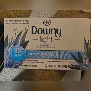 Set Of 1 Downy Light Ocean Mist And 2 Of White Lavender Dryer Sheets Brand New